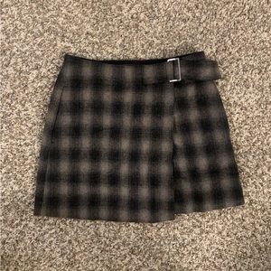 Madewell buckle belt wrap skirt size 4 NWT